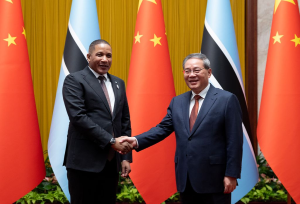李强 博茨瓦纳1.jpg